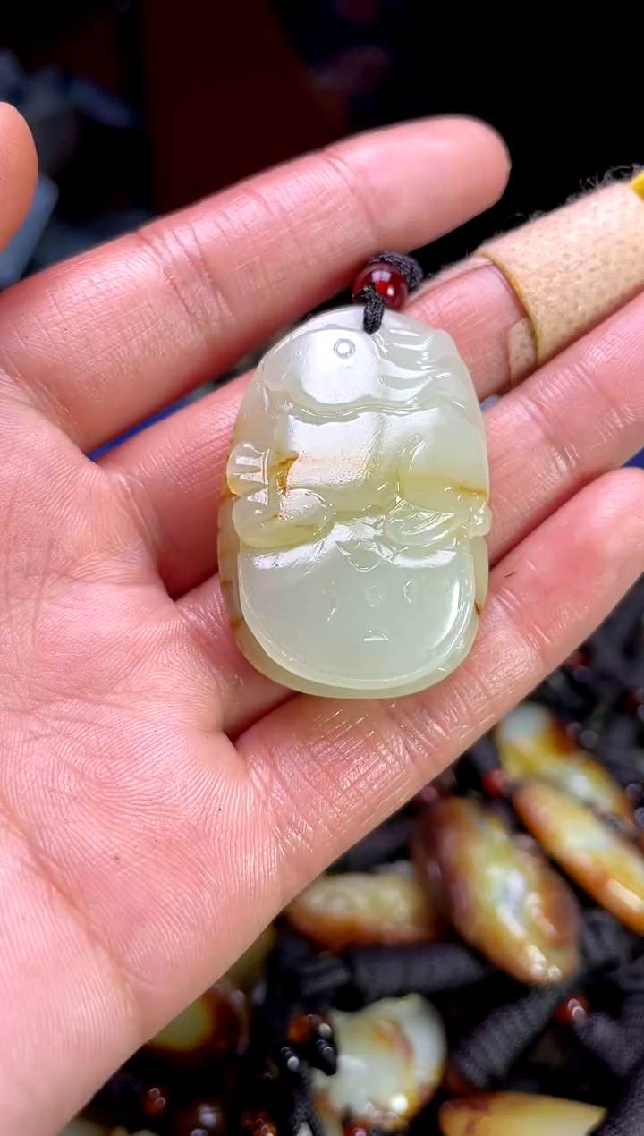 【闪购商品】和田玉颈饰未镶嵌1