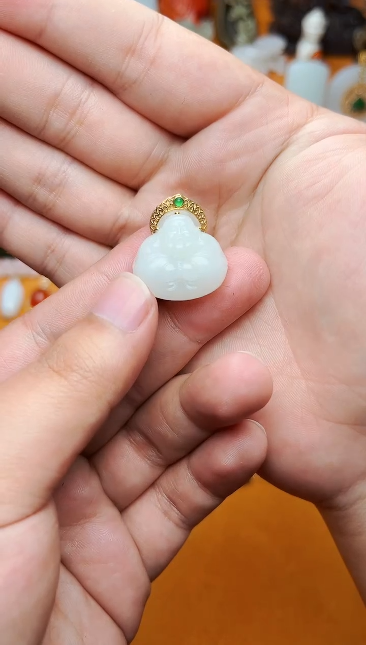 【闪购商品】和田玉颈饰18K金镶嵌佛公