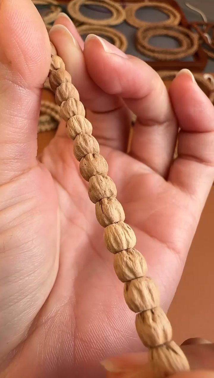 【闪购商品】柏香籽/百香籽吊坠1713