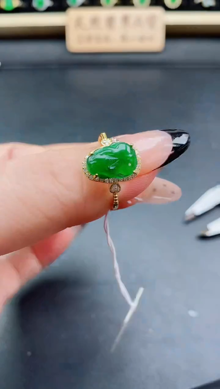 银S925镶嵌戒指翡翠1