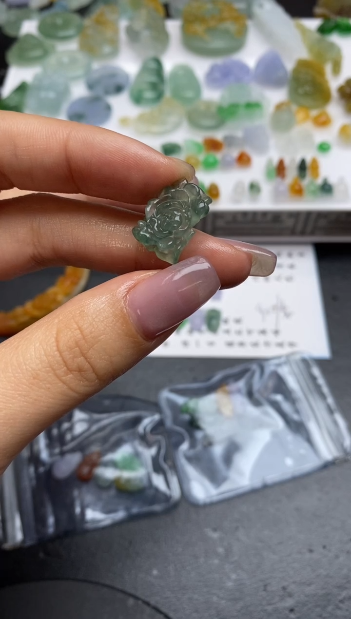【闪购商品】定制翡翠未镶嵌翡翠毛货~