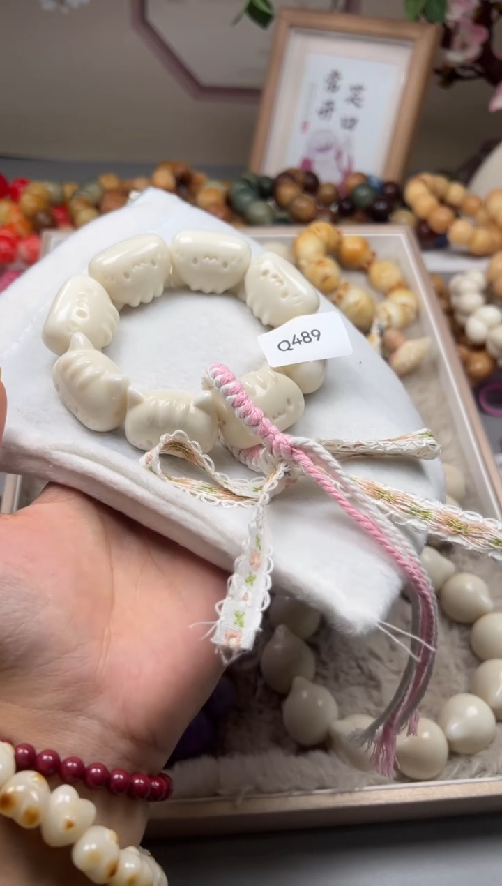 吊坠菩提根/象牙果Q489   25-30mm象牙果法棍猫一条 不售后