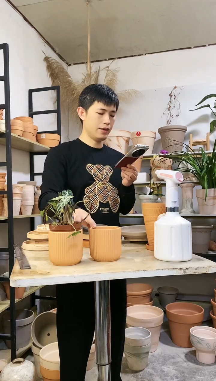 【闪购商品】陶10*10红陶竖纹直筒 2盆无托