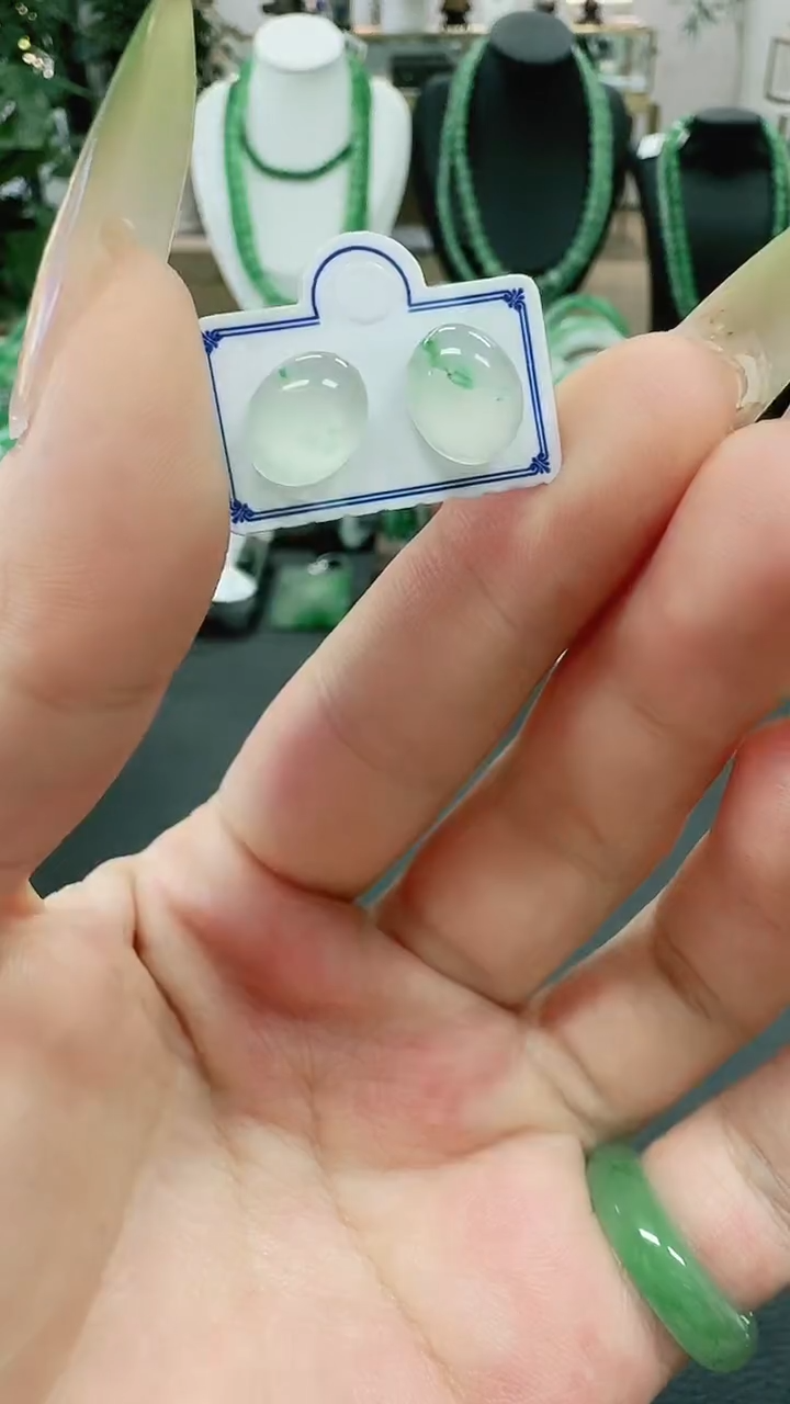 未镶嵌1石英质玉（非洲翠）/0259