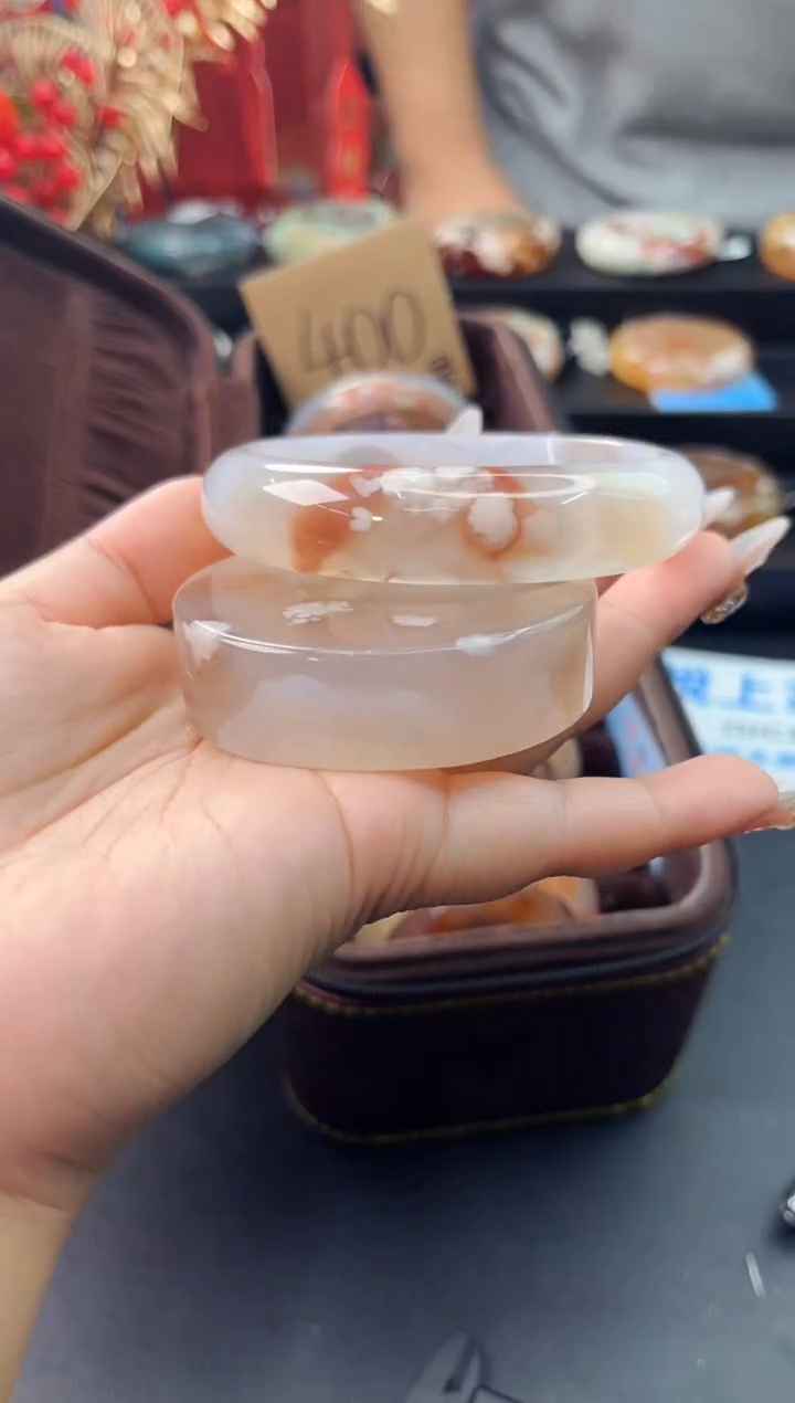 【闪购商品】石英质玉手镯未镶嵌赠送镯心（63圈口）