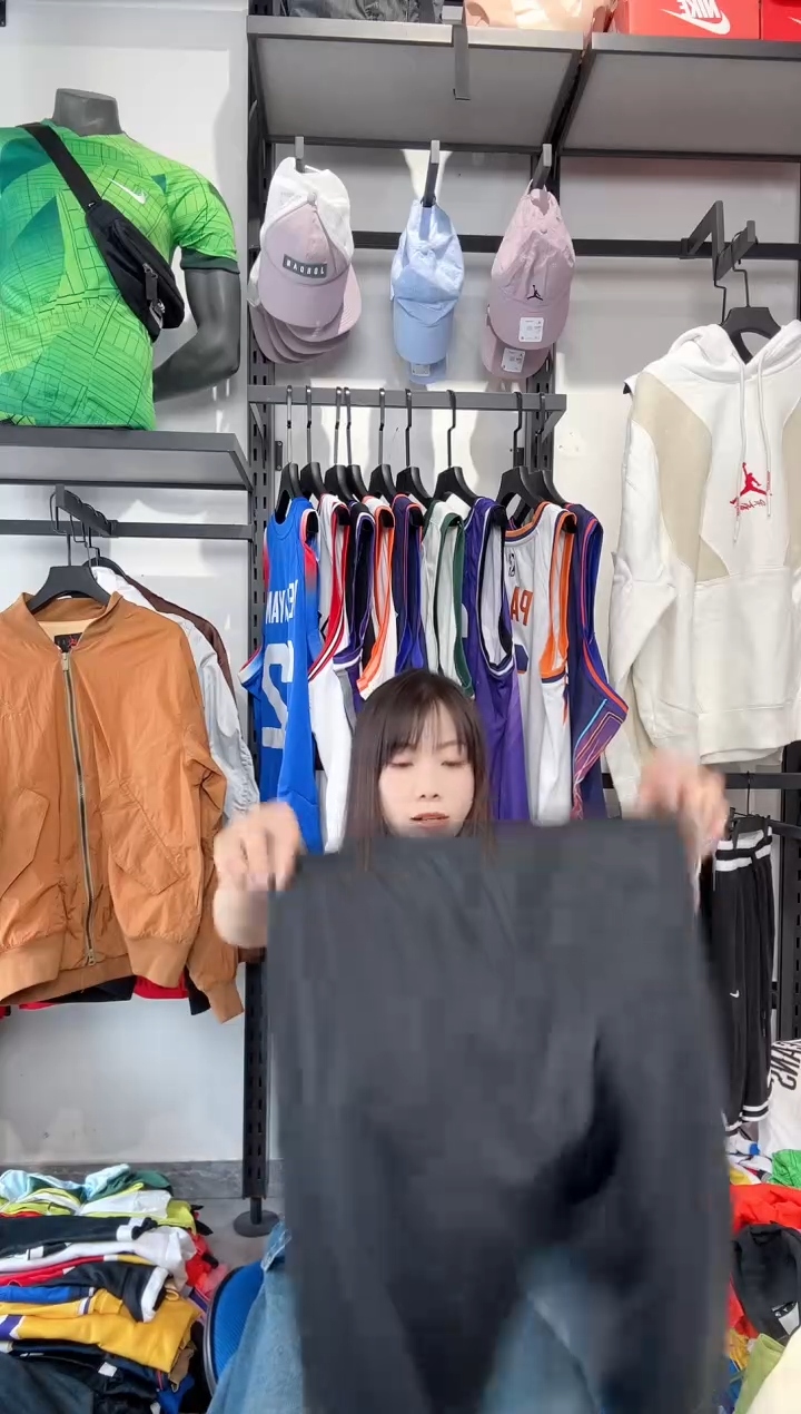 1346 编码 瑕疵款以直播间过款为准 尺码165