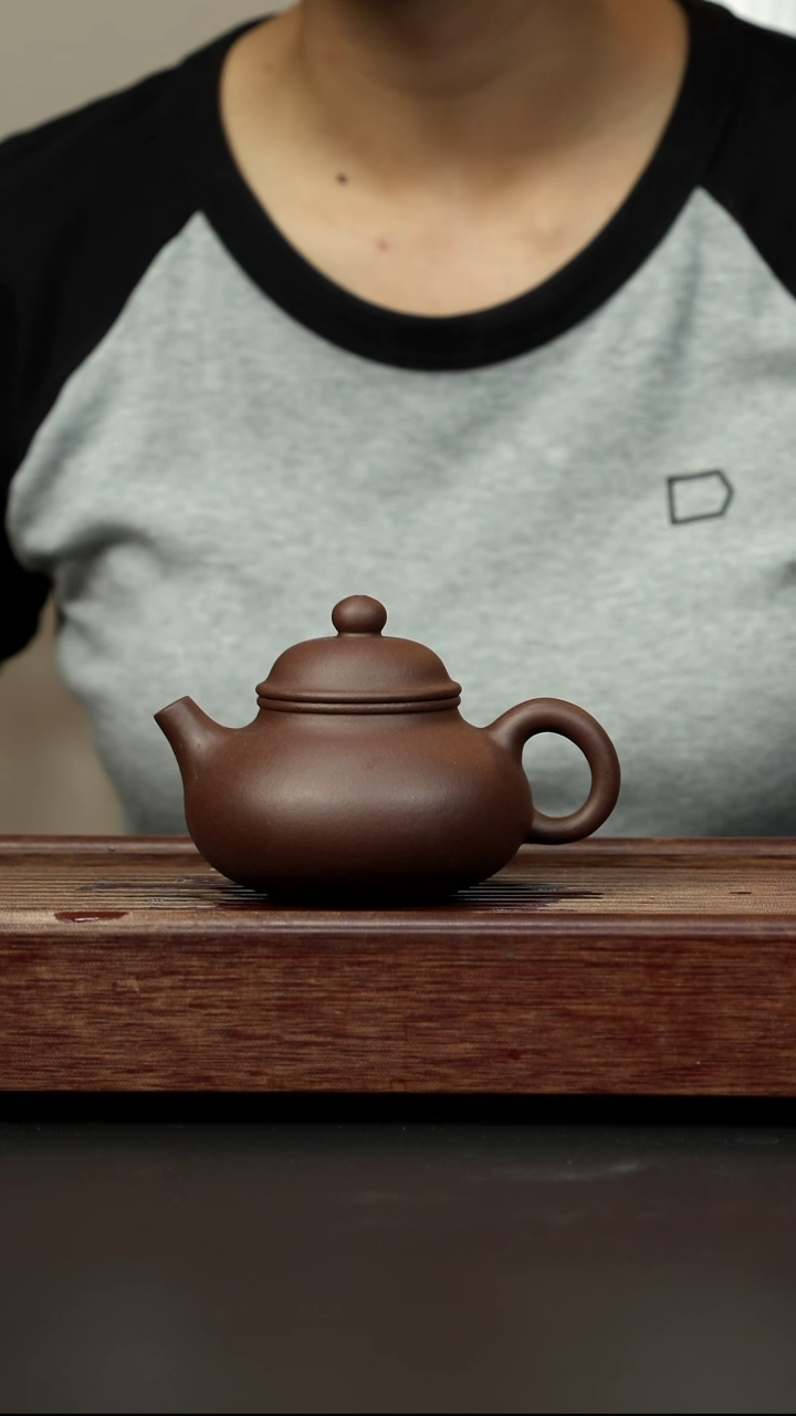 紫砂茶壶老紫泥 容天