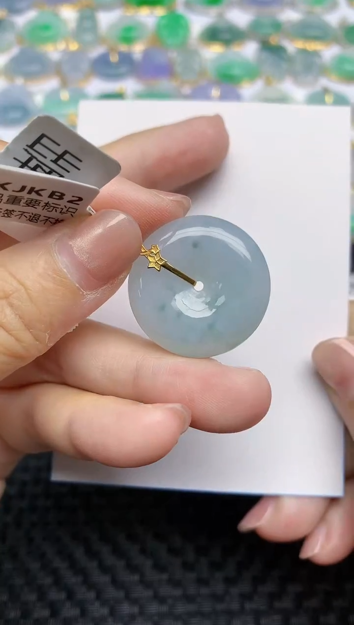 【闪购商品】翡翠颈饰18K金镶嵌天然A货翡翠 102