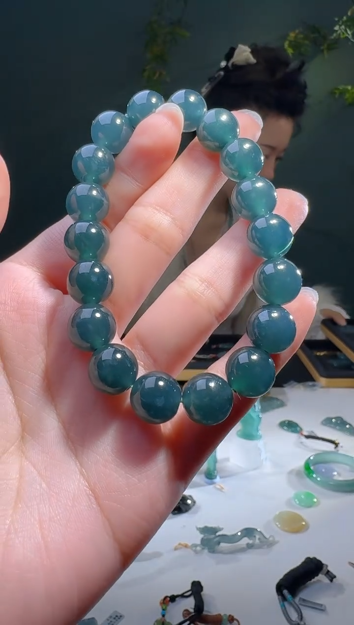 【闪购商品】翡翠颈饰未镶嵌天然A货翡翠手串