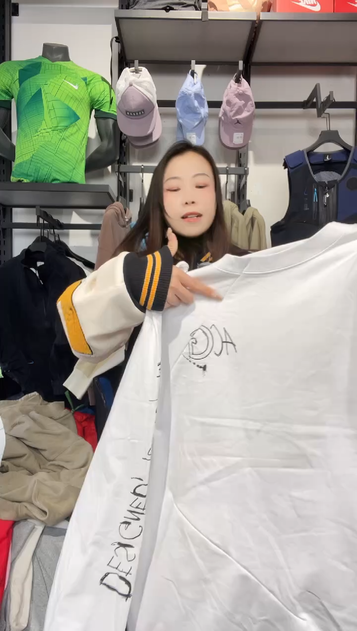 1657闪购编码Nike/Jordan运动卫衣裤以直播间过款为准尺码. XL