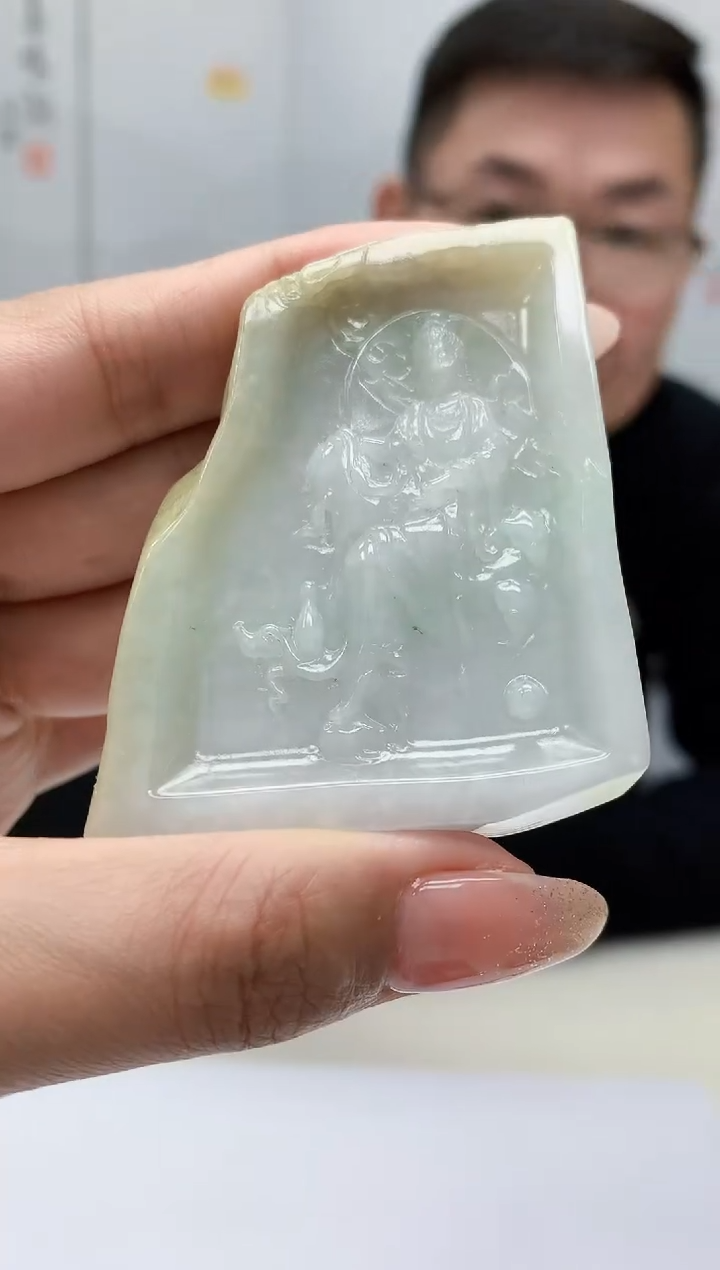 【闪购商品】定制翡翠未镶嵌5152MM-毛货挂件60