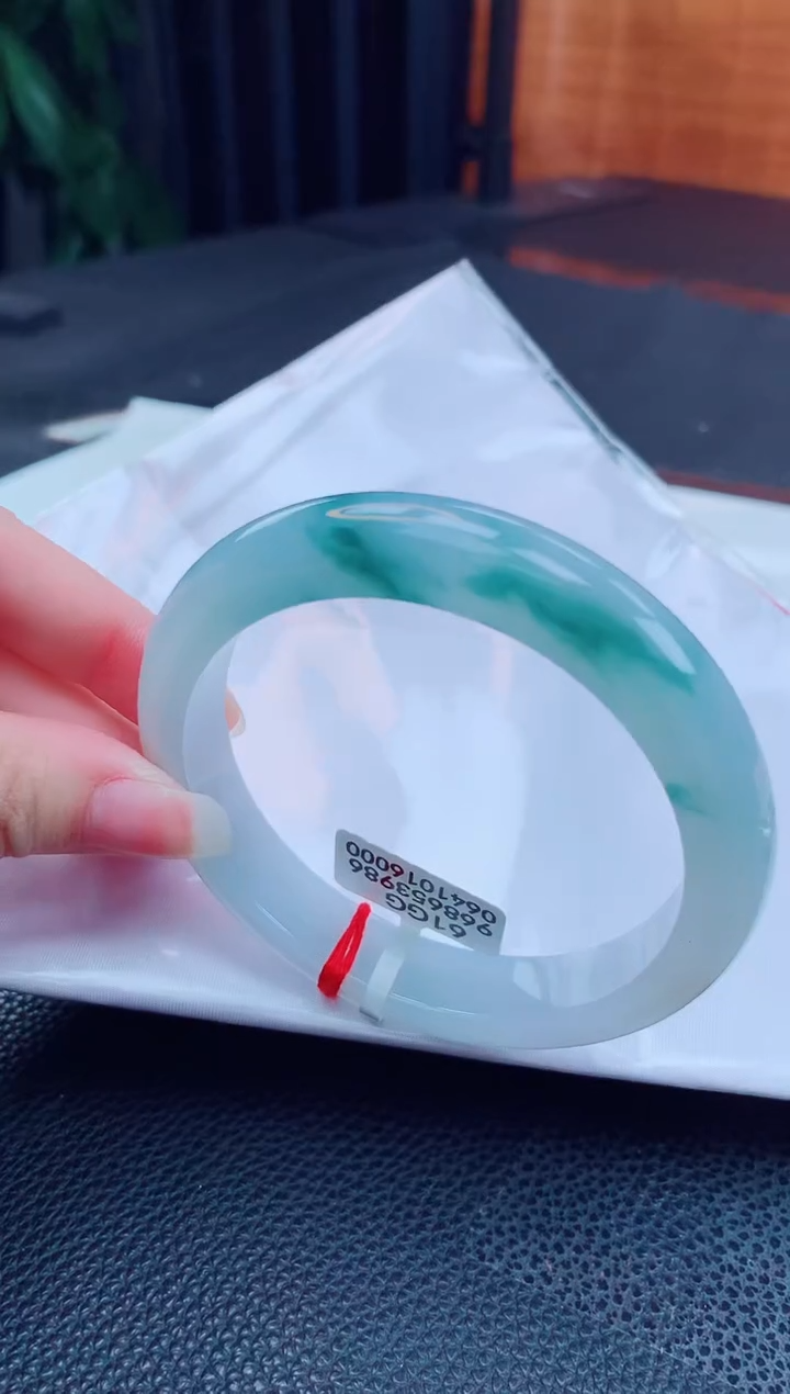 【闪购商品】翡翠手镯未镶嵌缅甸天然翡翠A货手镯