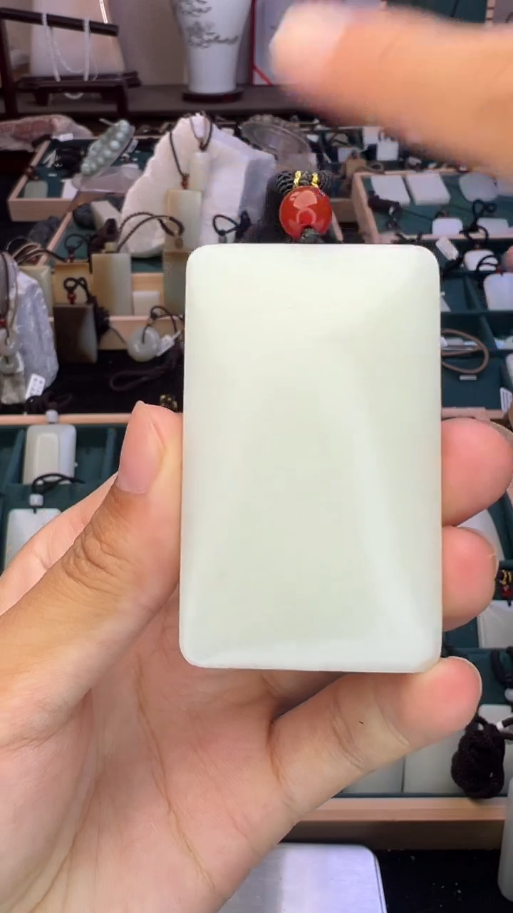 【闪购商品】和田玉颈饰未镶嵌D