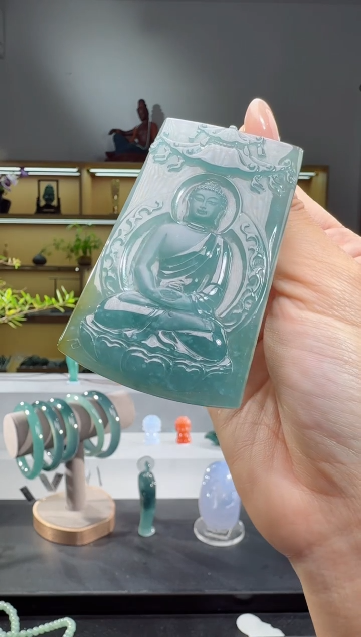 吊坠(赠链)未镶嵌翡翠大日（多样性发其一）