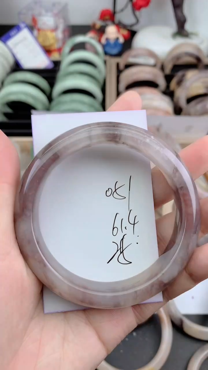 未镶嵌手镯石英质玉051