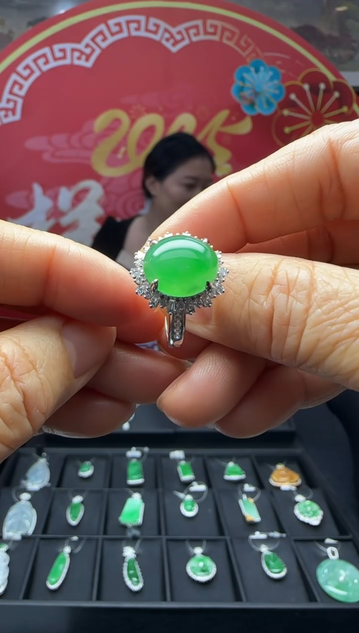 【闪购商品】翡翠戒指18K金镶嵌退货扣运营费100