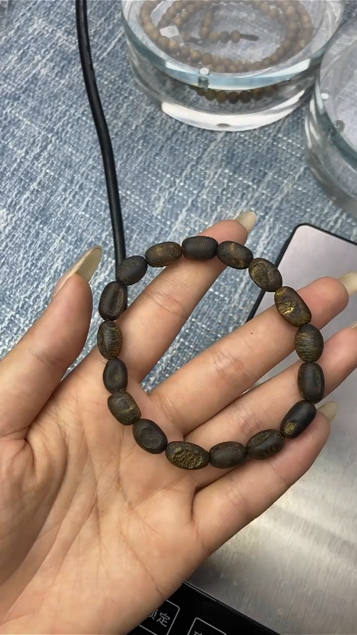 【闪购商品】沉香手串海南树丁留疤沉水随形手串S09