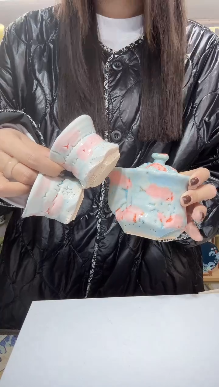 陶瓷萩烧宝瓶一只+茶杯2只粉色