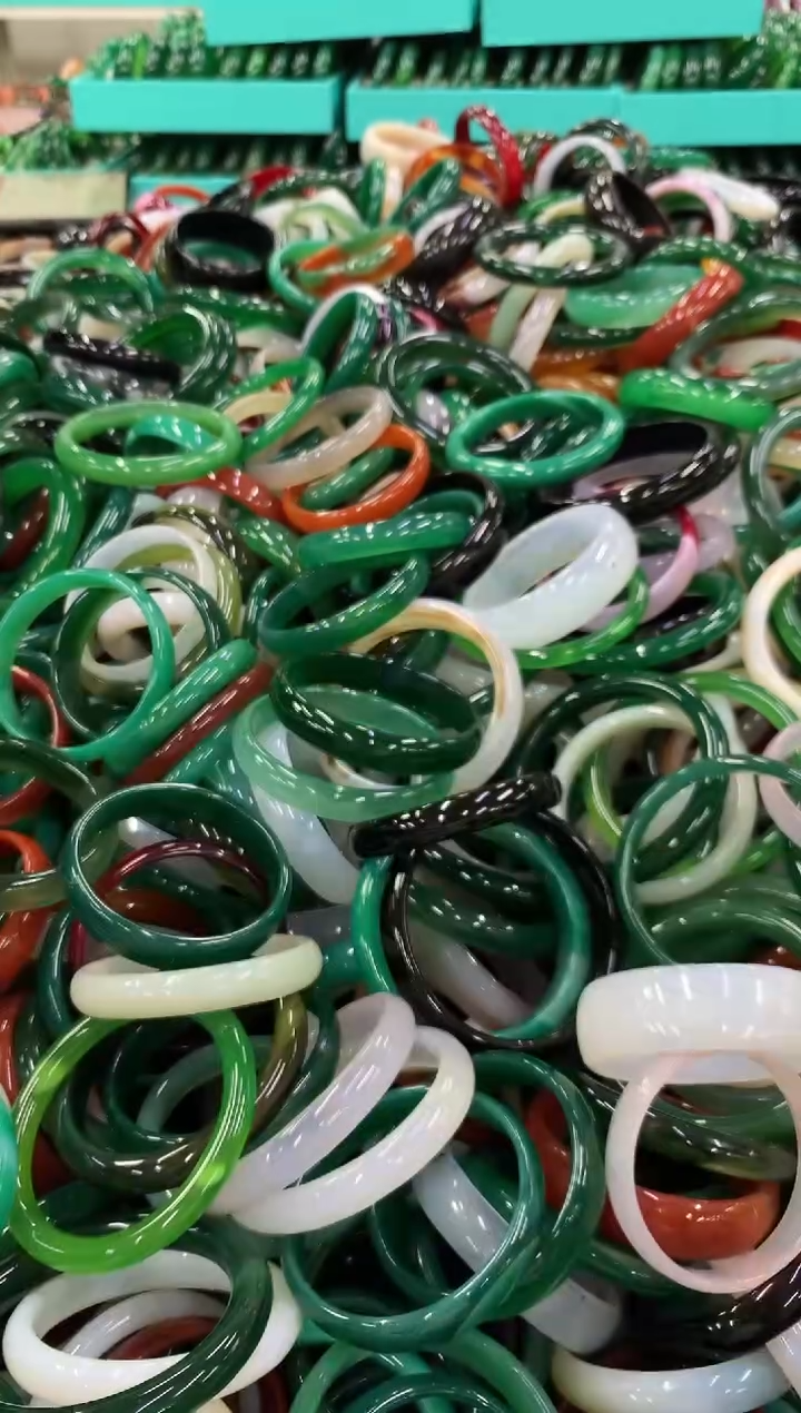 手镯玛瑙/玉髓未镶嵌77