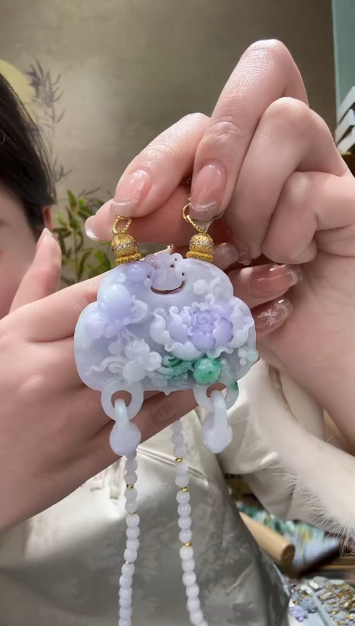 【闪购商品】翡翠颈饰未镶嵌吊坠