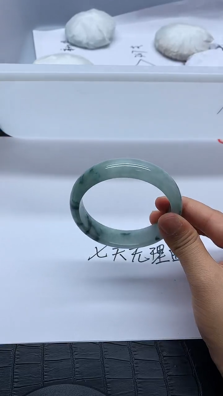 143直播间所见即所得一物一拍