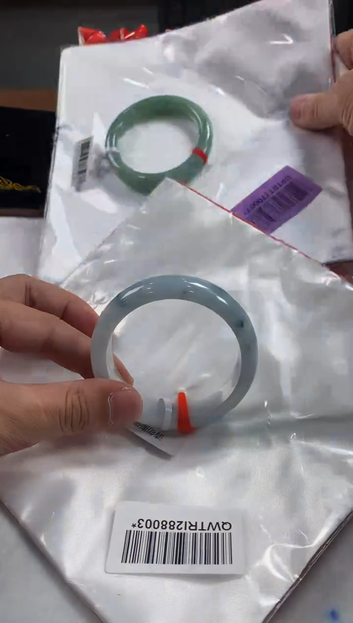 未镶嵌定制翡翠5082毛货不退不换 58-59圈