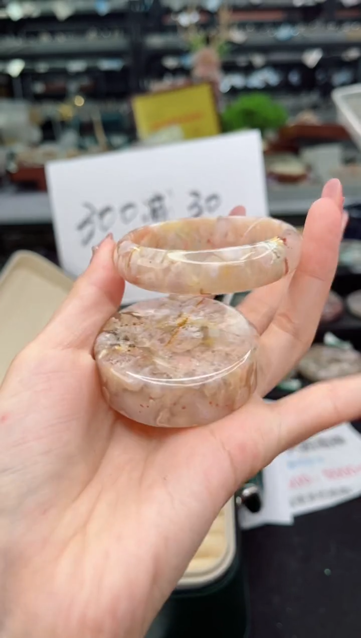 石英质玉未镶嵌手镯52圈口（赠品镯心）3659006