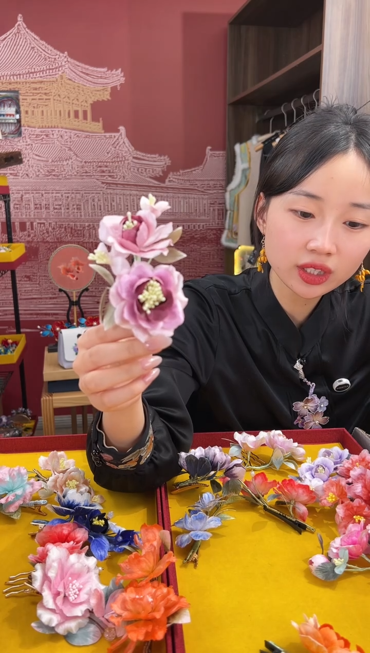 【闪购商品】刺绣非遗绒花（发饰）