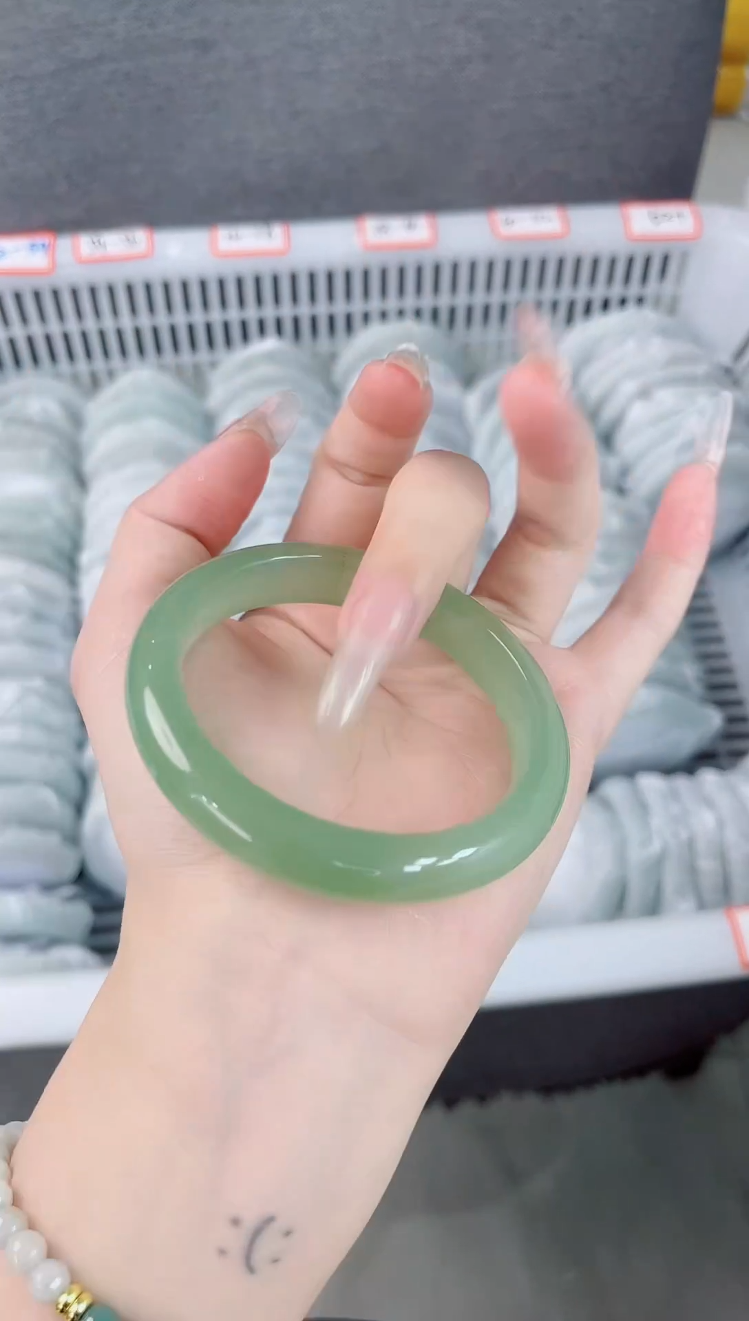 未镶嵌手镯石英质玉15-55.2