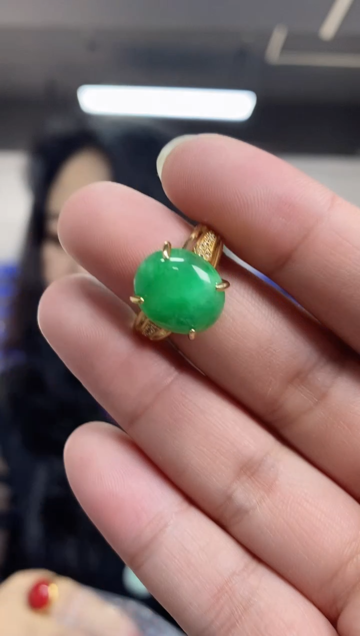 【闪购商品】翡翠戒指未镶嵌多样性发其一颜色微差