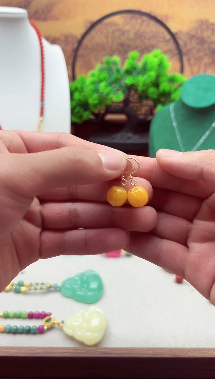 14K金镶嵌蜜蜡耳饰E01   