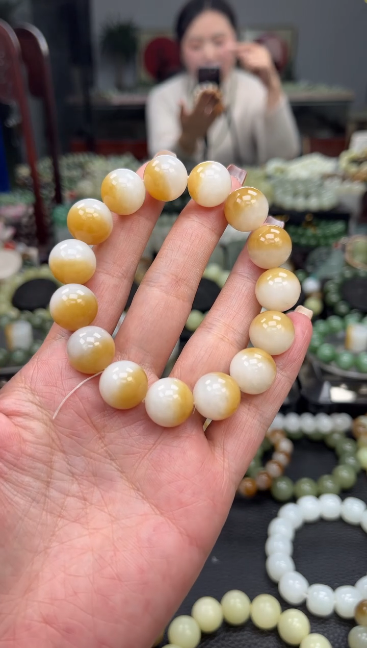 【闪购商品】和田玉手串未镶嵌新疆且末金山聚宝盆卡14