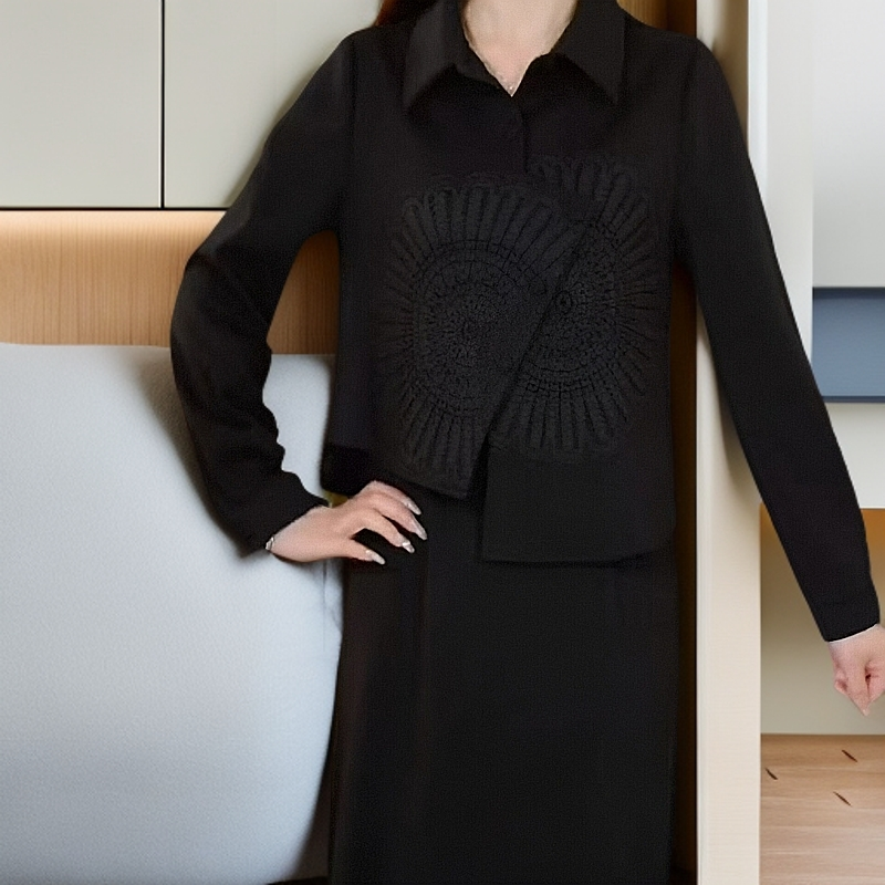 003短款千金风春季黑色时尚打底常规针织不褪色百搭连衣裙