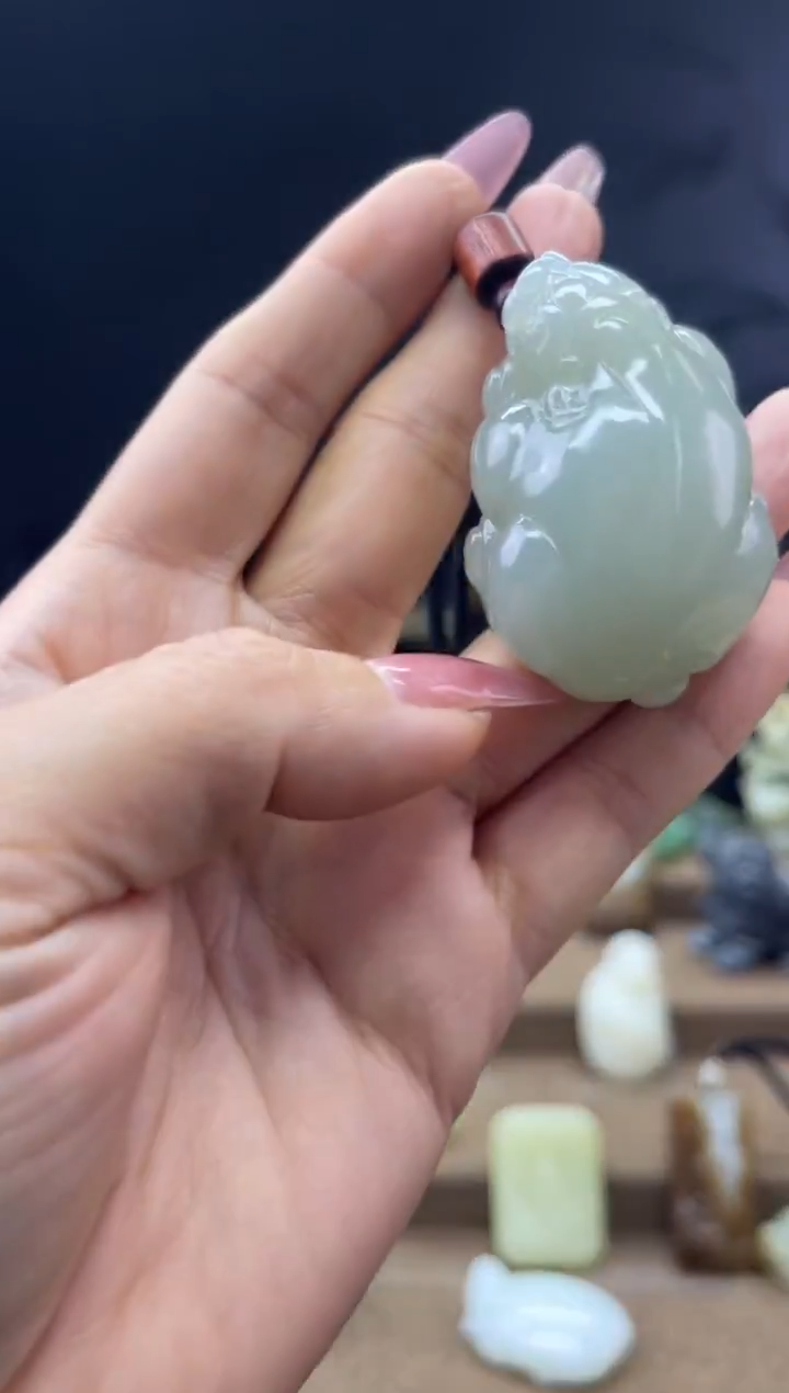 颈饰未镶嵌和田玉1