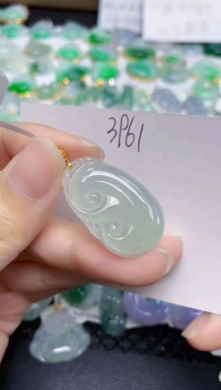 翡翠18K金镶嵌颈饰天然缅甸翡翠A货