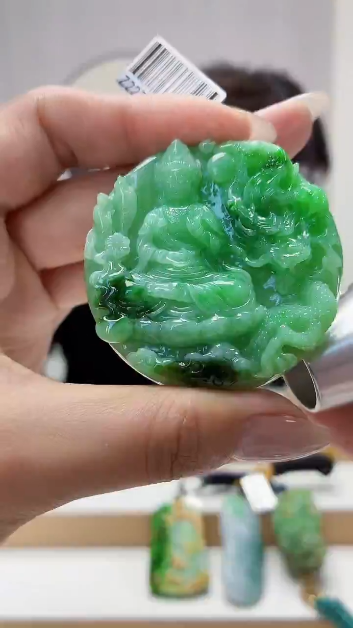 未镶嵌定制翡翠5145MM-毛货挂件82