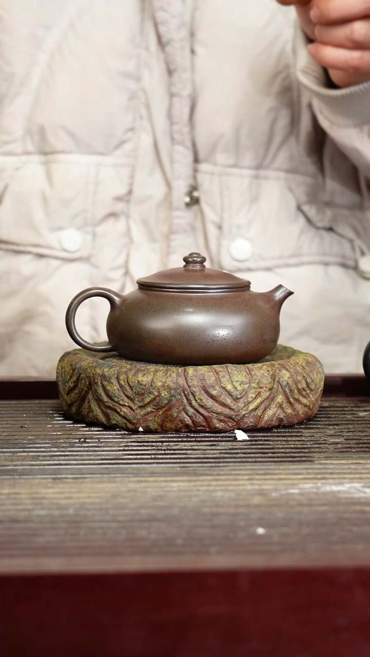 宜兴原矿紫砂壶茶壶宜兴原矿紫砂壶茶壶180C