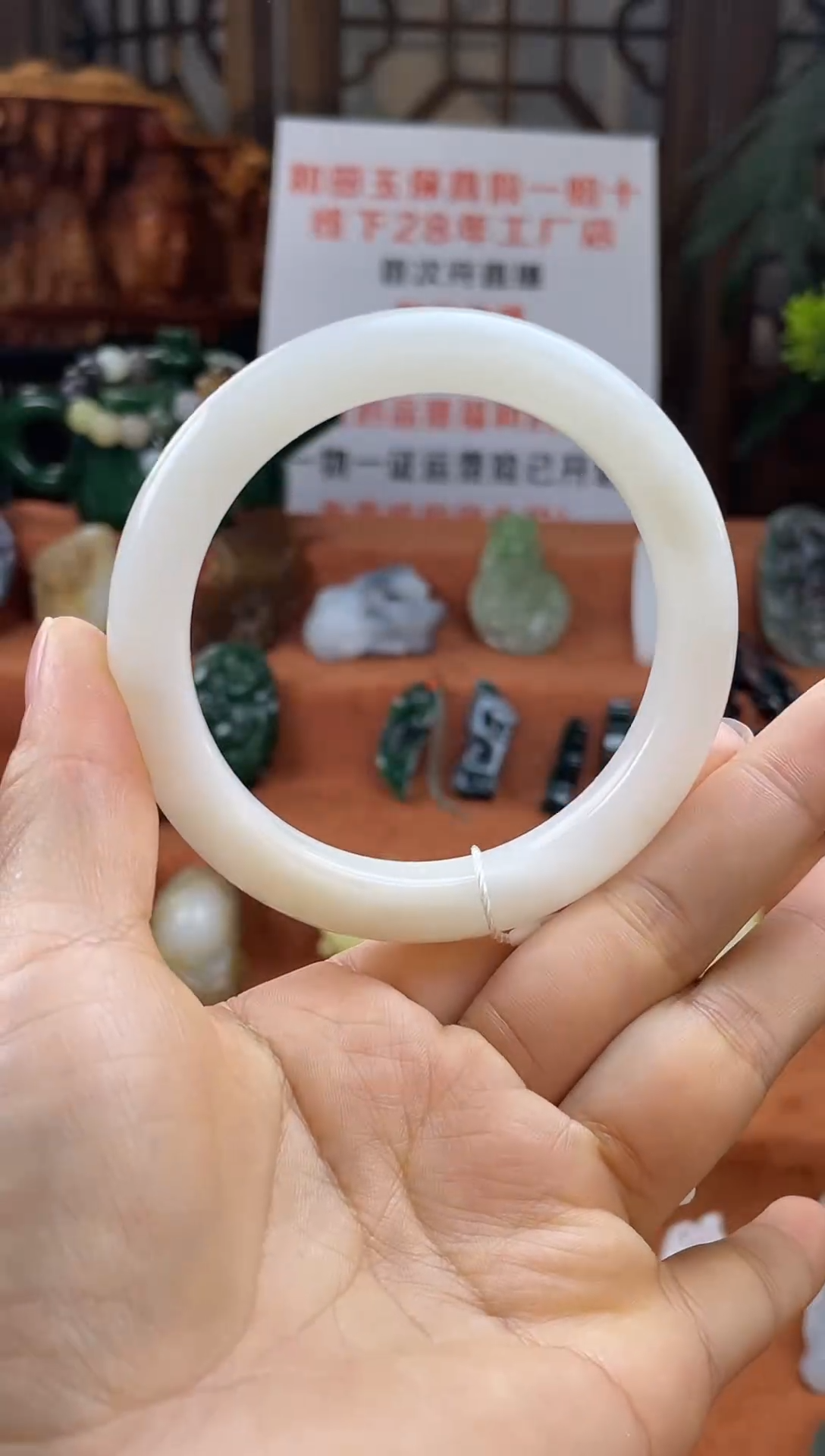 未镶嵌手镯和田玉青海料白玉镯子带证书