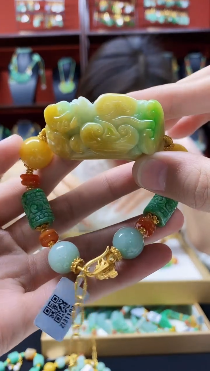 颈饰未镶嵌翡翠翡翠手牌