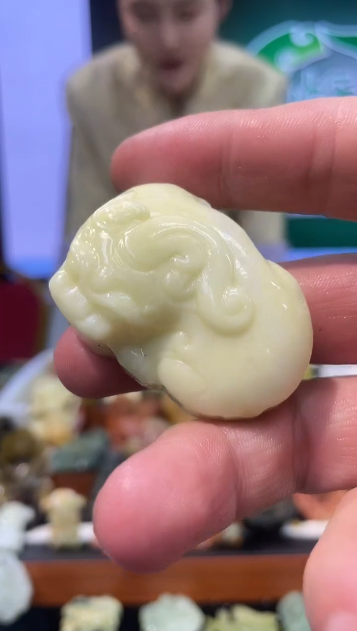 【闪购商品】岫玉吊坠未镶嵌多样性发货*拍一发一