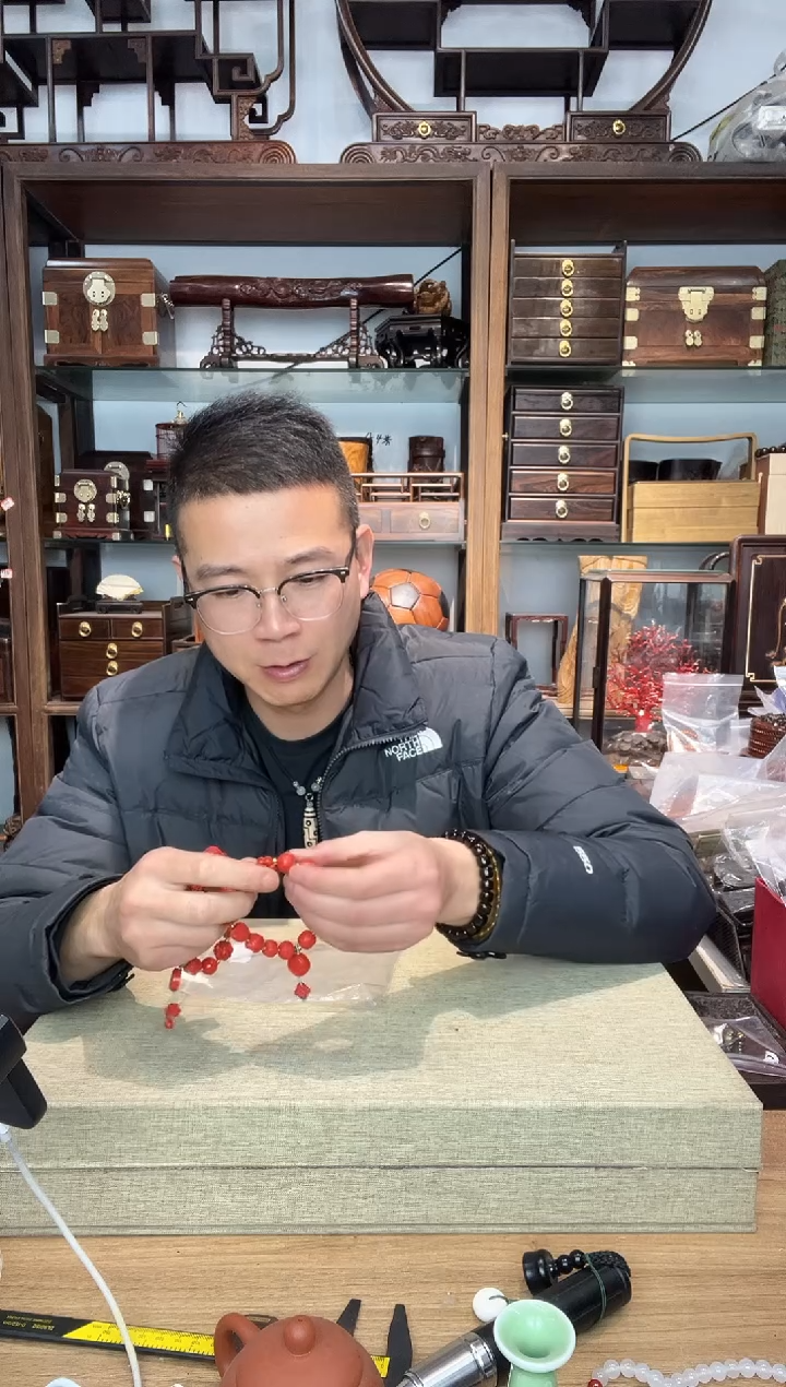 乌木类书架071朱砂雕刻珠子手持