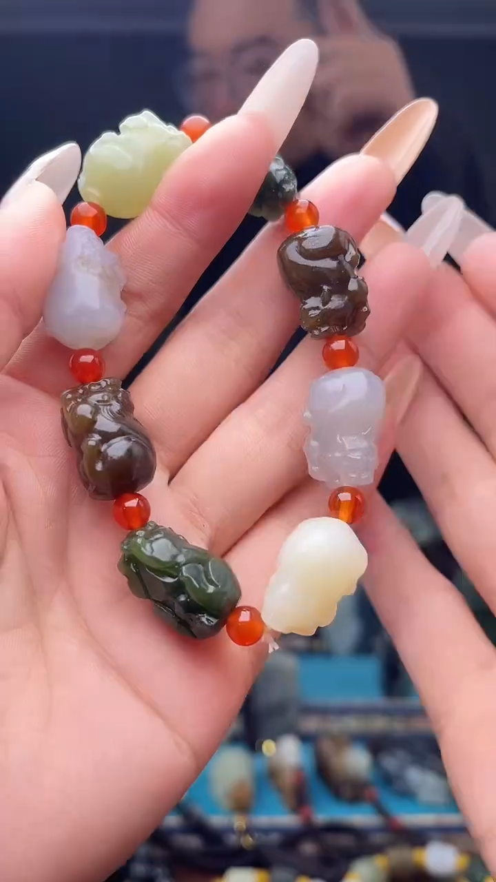 未镶嵌和田玉挂件1