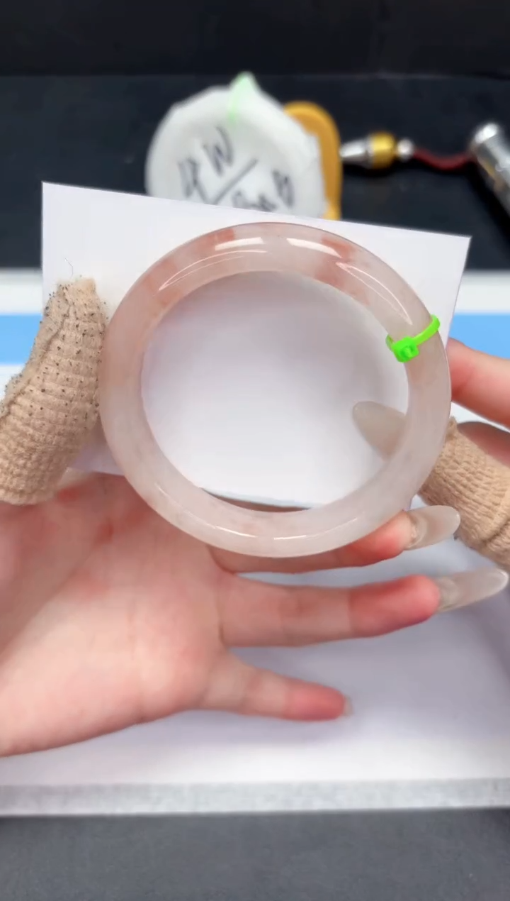 【闪购商品】石英质玉手镯未镶嵌411-58.8