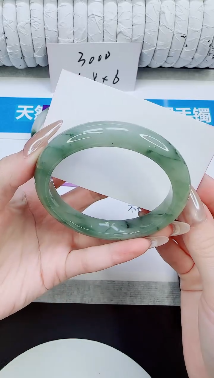 未镶嵌手镯石英质玉19/60
