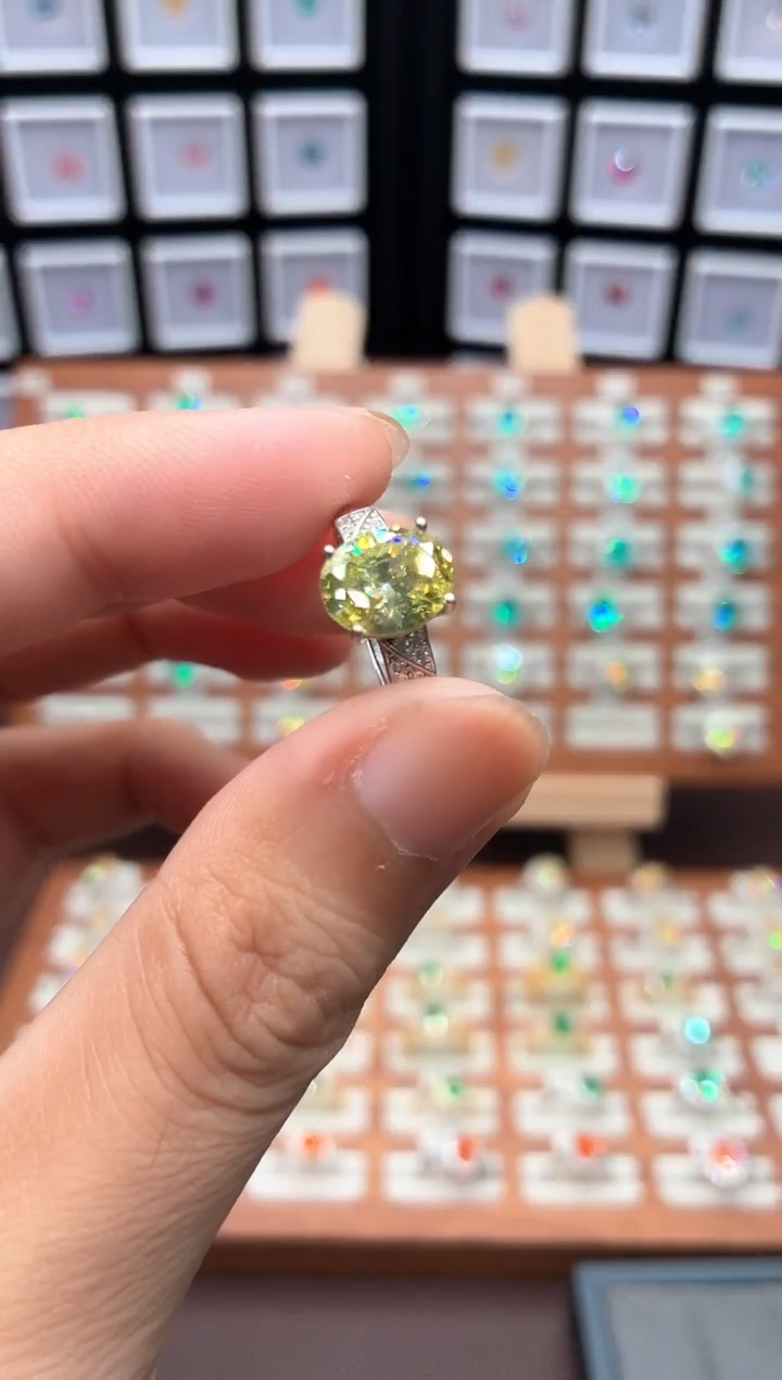 银S925镶嵌戒指金绿宝石1111