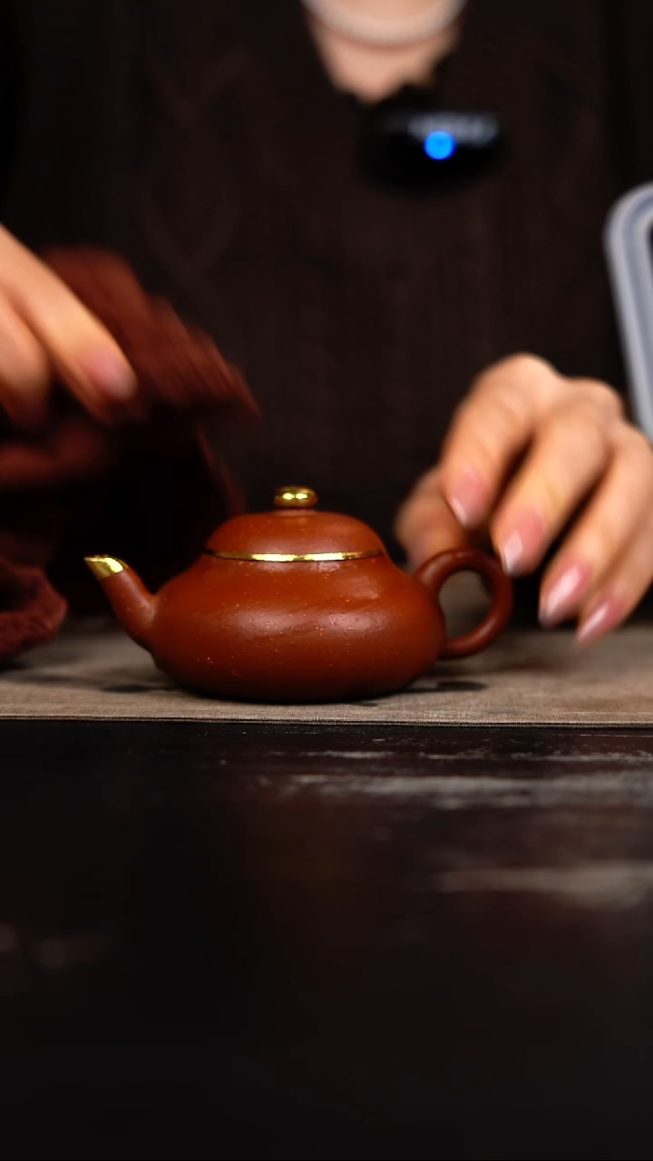 茶壶紫砂老朱泥包金梨形