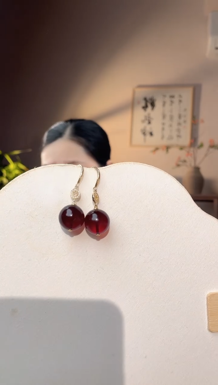 裸石琥珀未镶嵌15+ 血珀耳环
