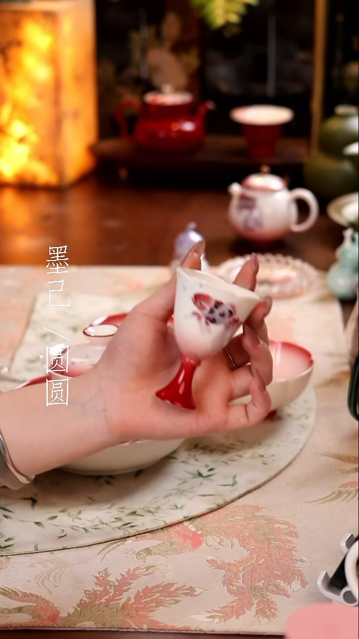 玉泥-樱桃兰寿-挽清风花口高足茶杯