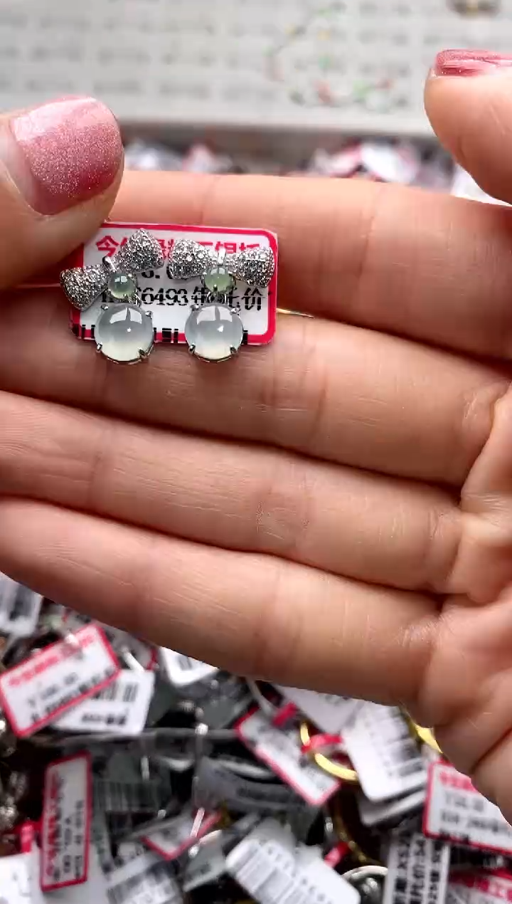 【闪购商品】翡翠戒指银S925镶嵌3333333    2
