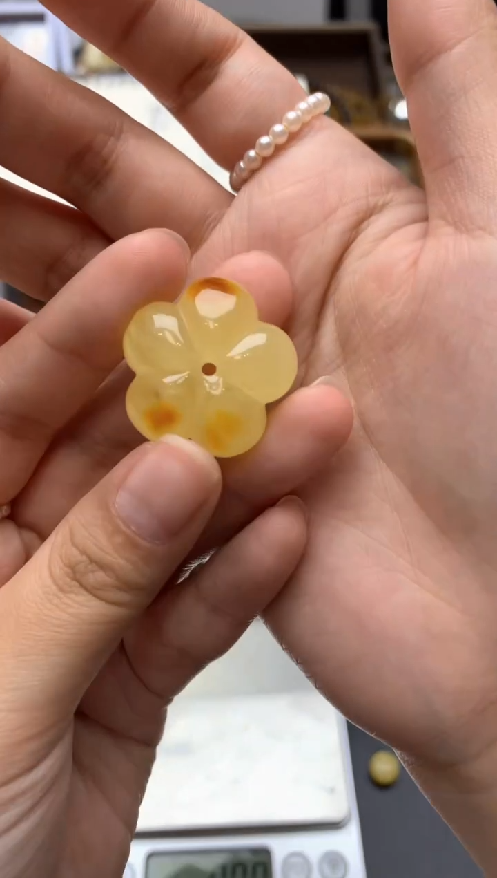 【闪购商品】琥珀珠宝奇石未镶嵌101琥珀蜜蜡花粉有纹小坑介意勿拍